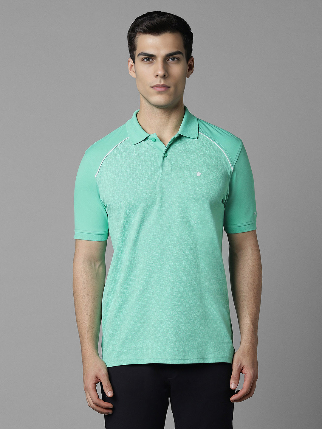 

Louis Philippe Men Polo Collar Pockets T-shirt, Green