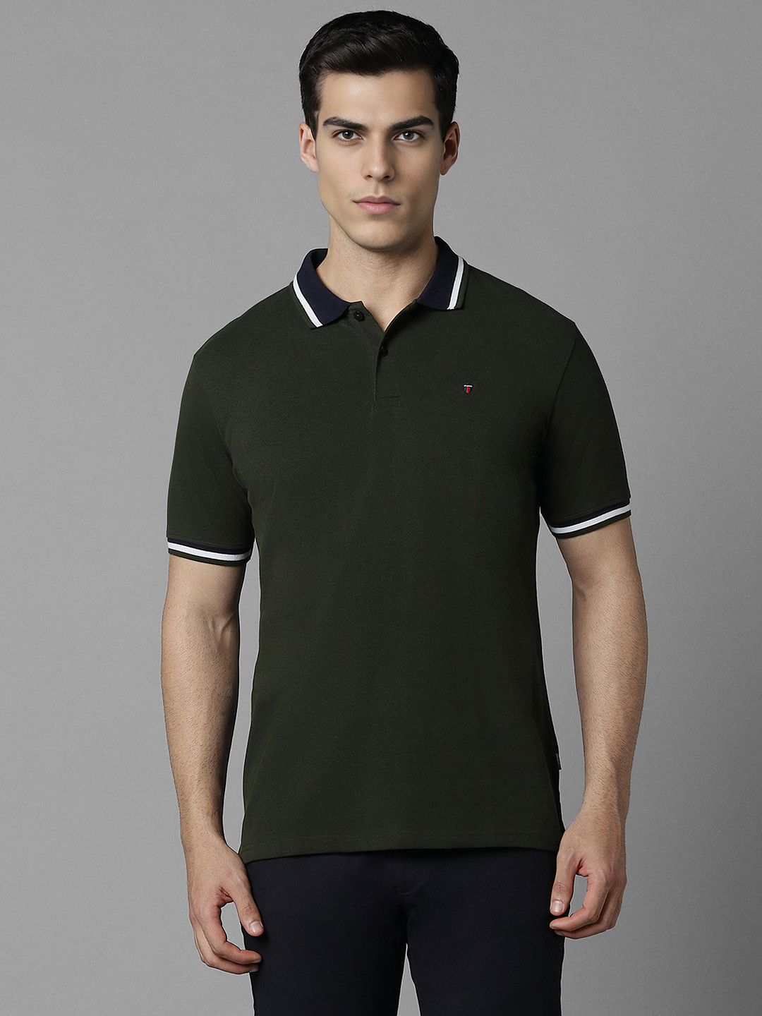 

Louis Philippe Sport Men Polo Collar Applique Slim Fit T-shirt, Green