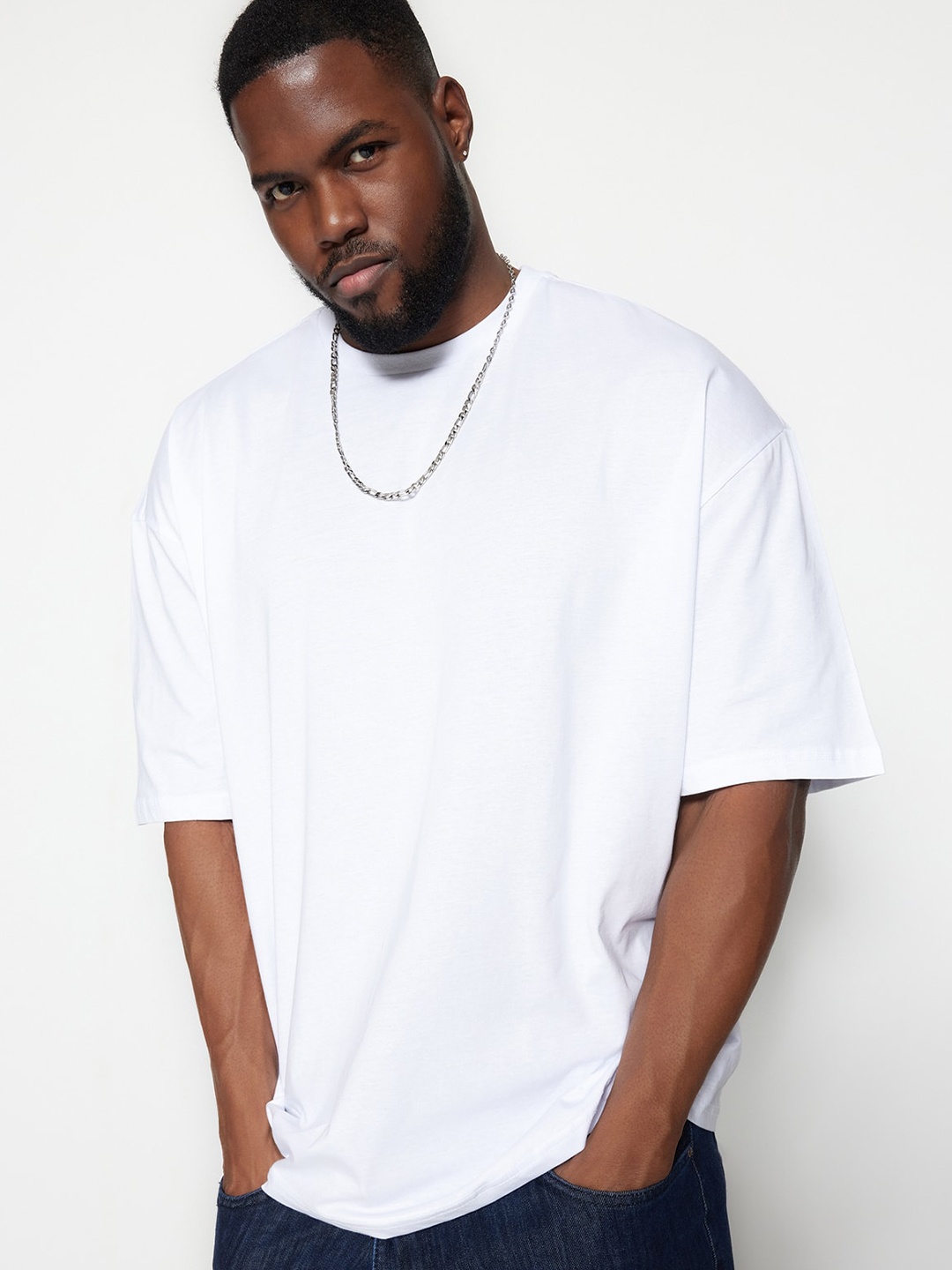 

Trendyol Drop Shoulder Sleeves Pure Cotton T-shirt, White