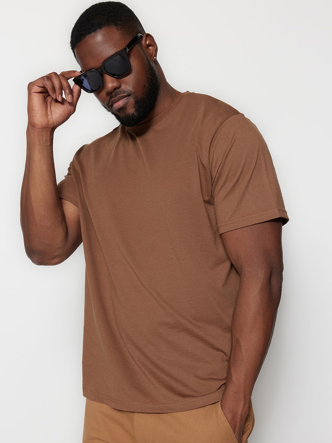 

Trendyol Men Polo Collar Pockets T-shirt, Na