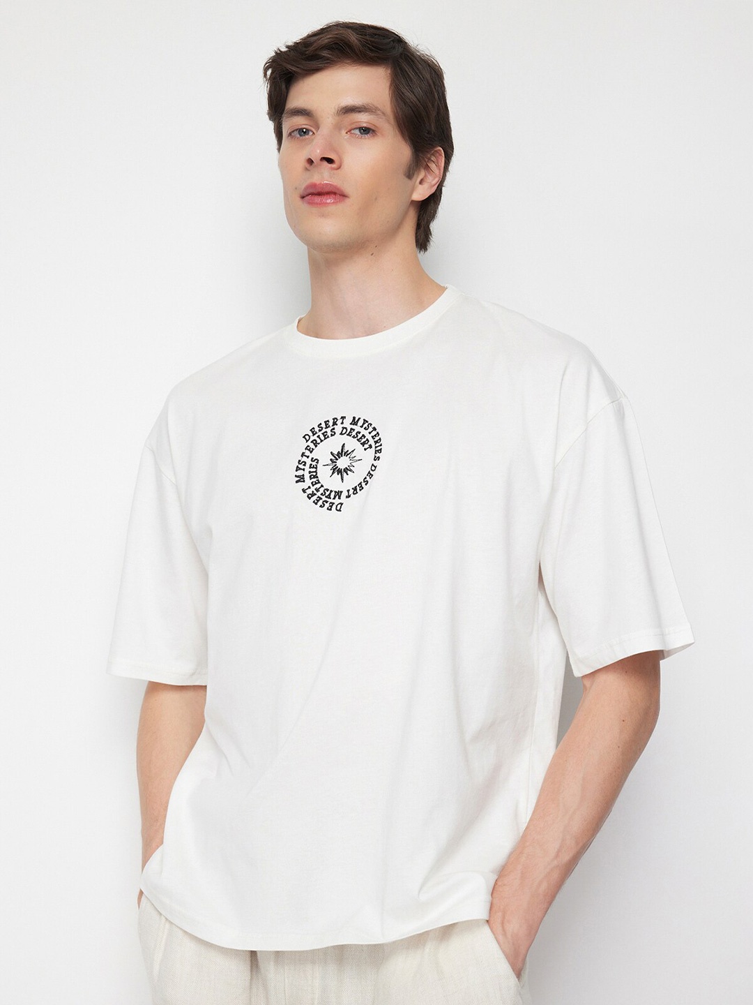 Trendyol Round Neck Drop-Shoulder Sleeves Cotton T-shirt, White