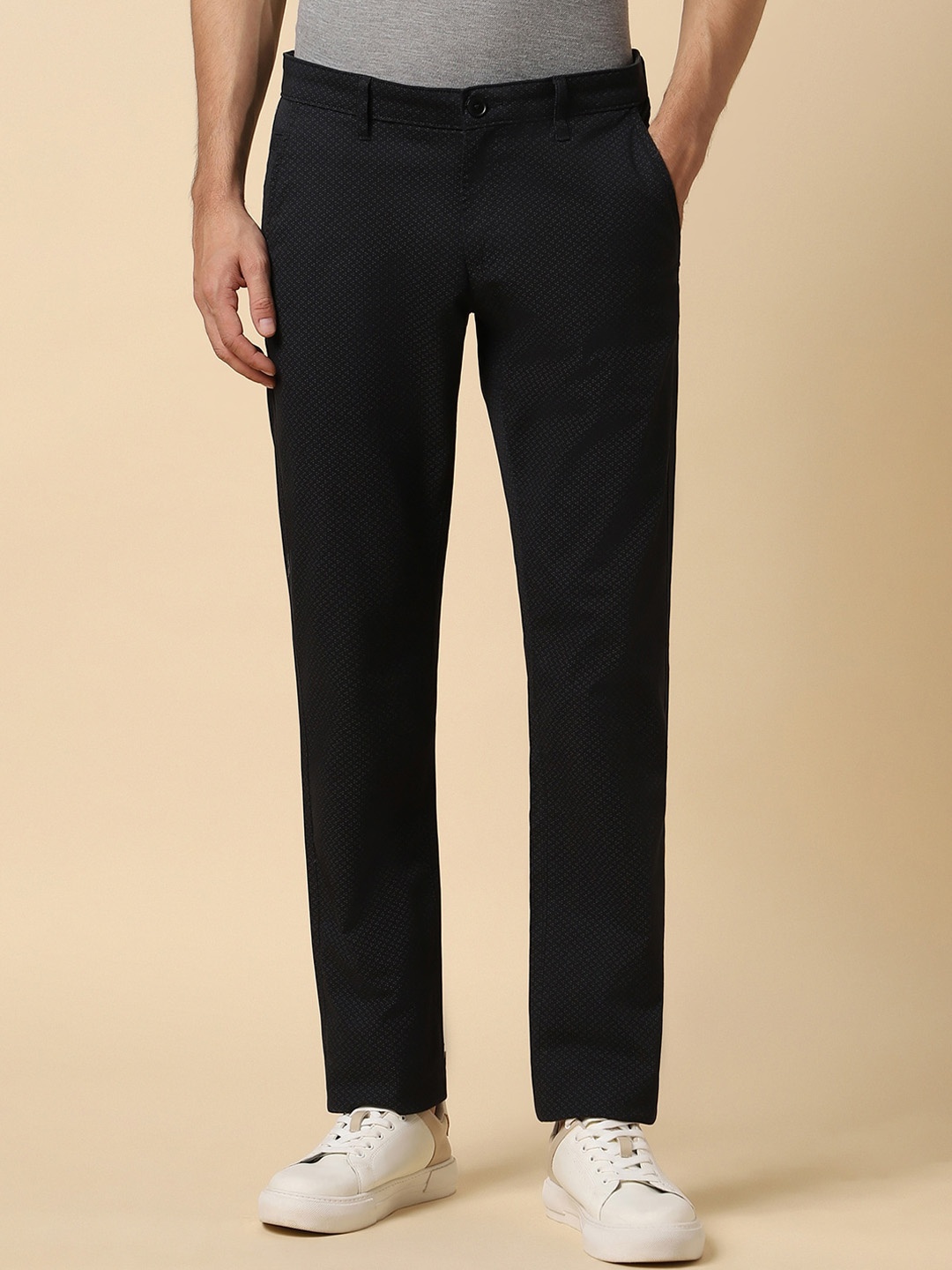 

Allen Solly Men Textured Slim Fit Chinos Trouser, Black