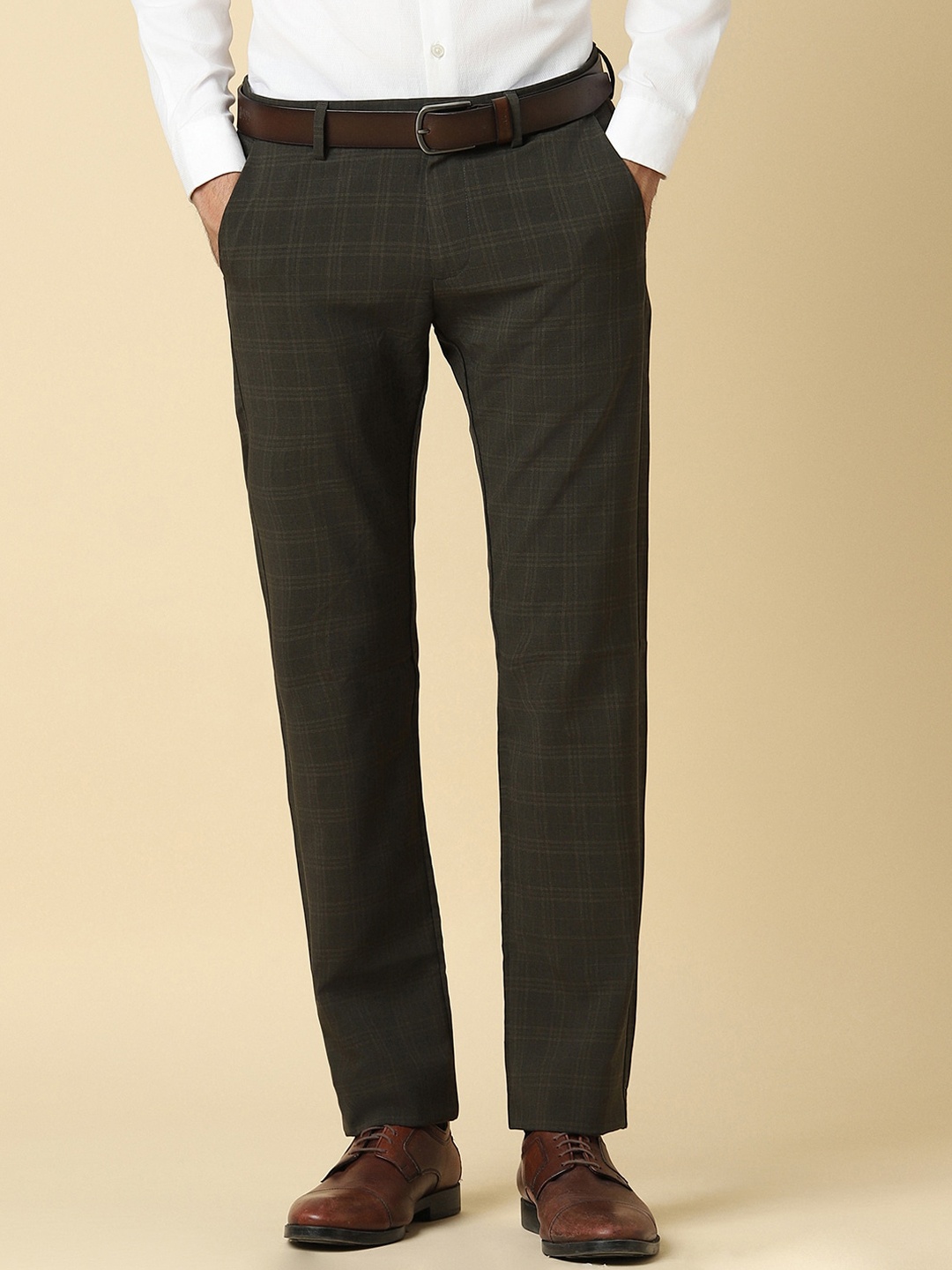 

Allen Solly Men Checked Slim Fit Trousers, Brown