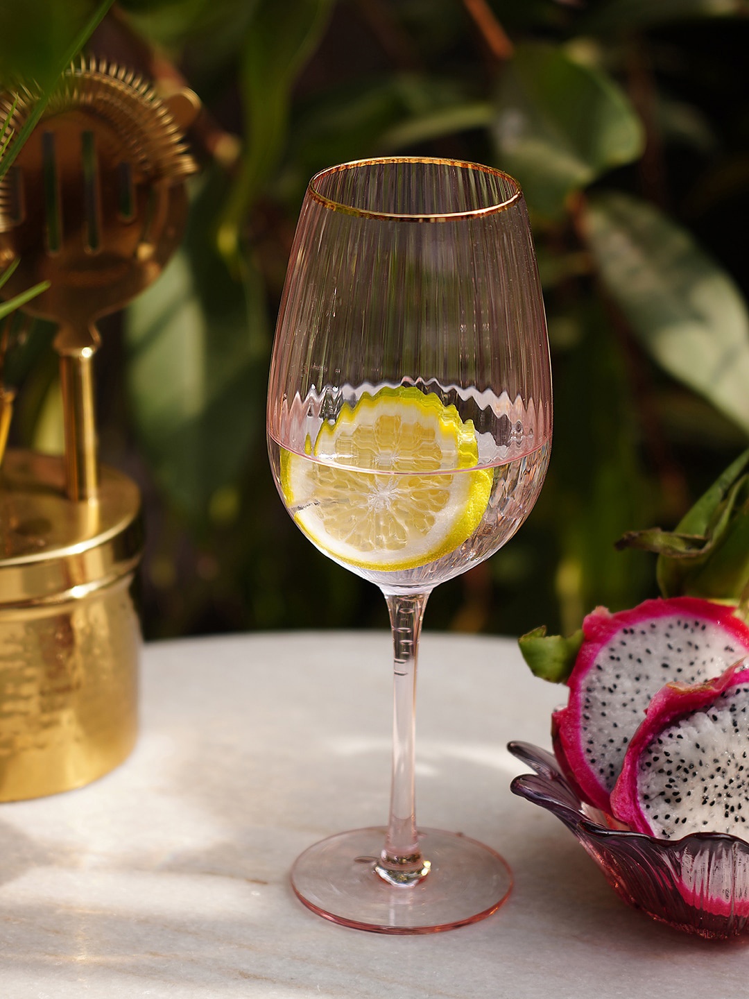 

Pure Home and Living Pink 2 Pieces Textured Wine Glass 520 ml