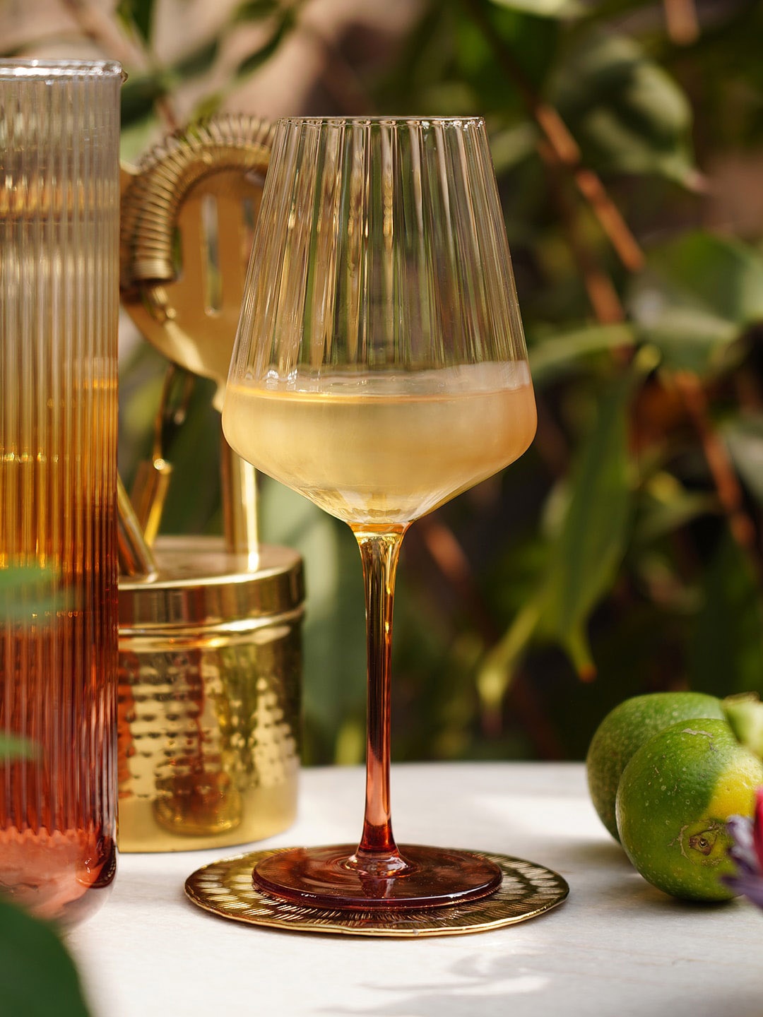 

Pure Home and Living Transparent 2 Pieces Textured Wine Glass 520 ml
