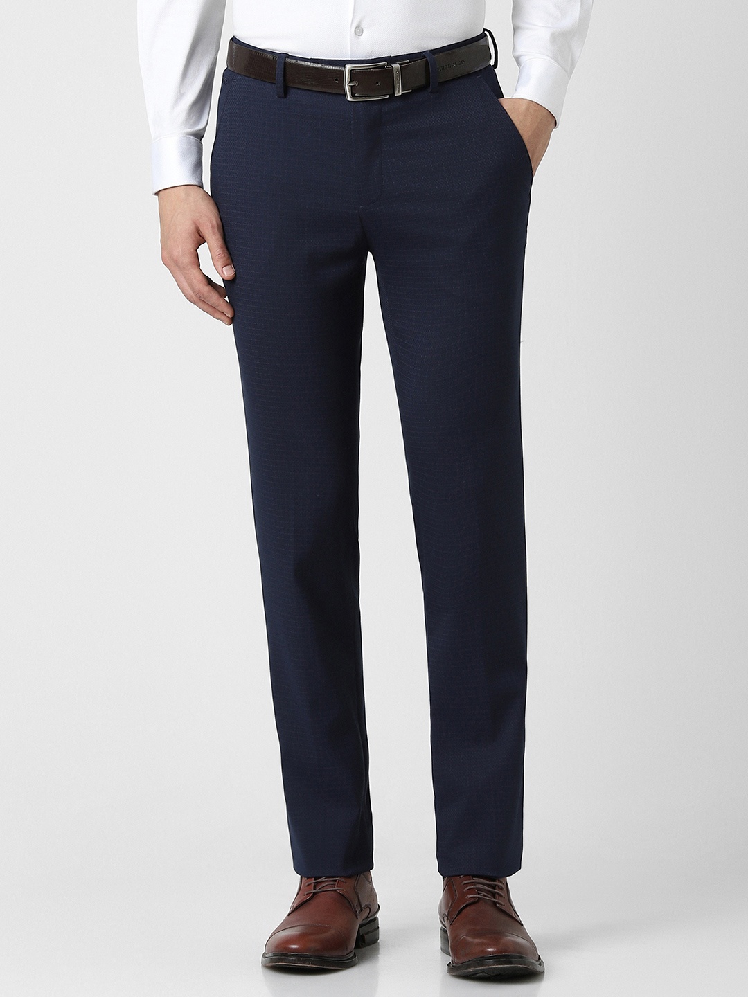 

Peter England Men Slim Fit Formal Checked Trouser, Navy blue