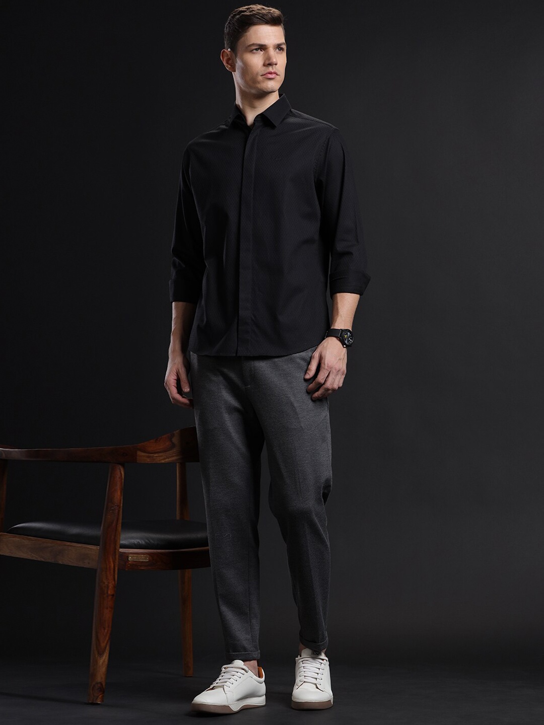 Aldeno Spread Collar Textured Cotton Formal Shirt, Black