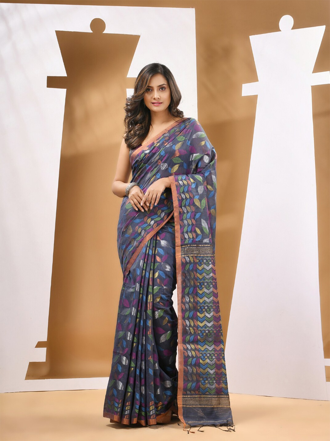 

Charukriti Ethnic Motifs Woven Design Zari Saree, Grey