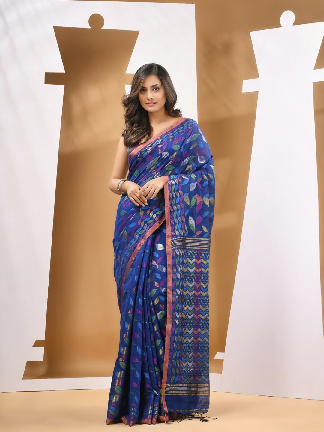 

Charukriti Ethnic Motifs Zari Saree, Blue