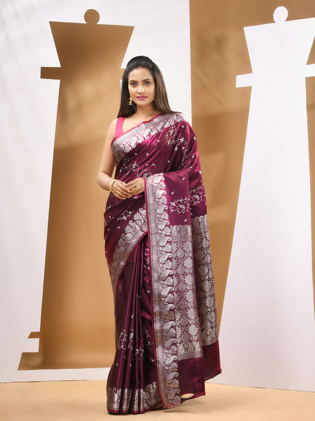 

Charukriti Floral Woven Design Zari Banarasi Saree, Purple