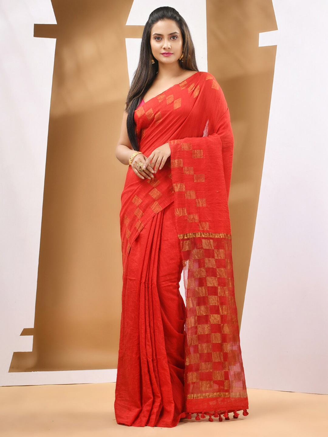 

Charukriti Geometric Zari Pure Silk Saree, Red