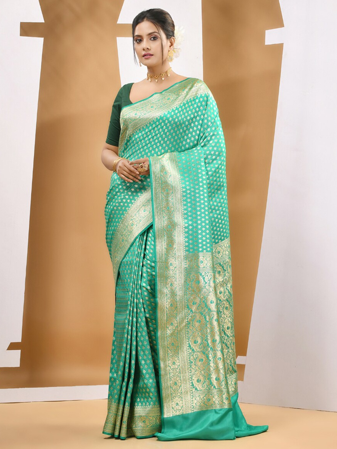 

Charukriti Woven Design Zari Heavy Work Banarasi Saree, Green