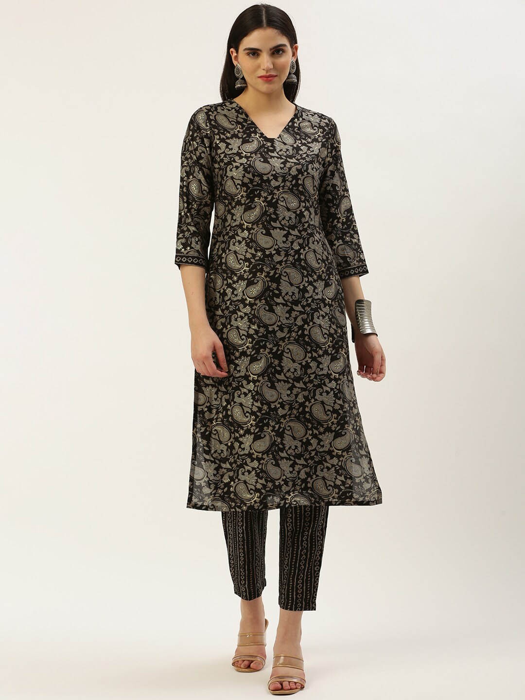 

KALINI Paisley Printed Straight Kurta with Trousers, Black