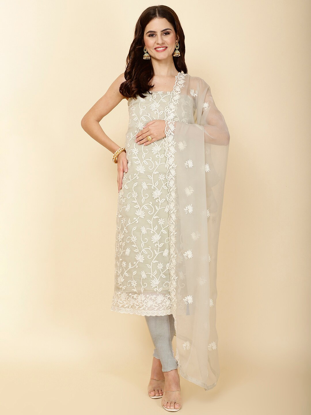 

Meena Bazaar Floral Embroidered Sequinned Organza Unstitched Dress Material, Grey