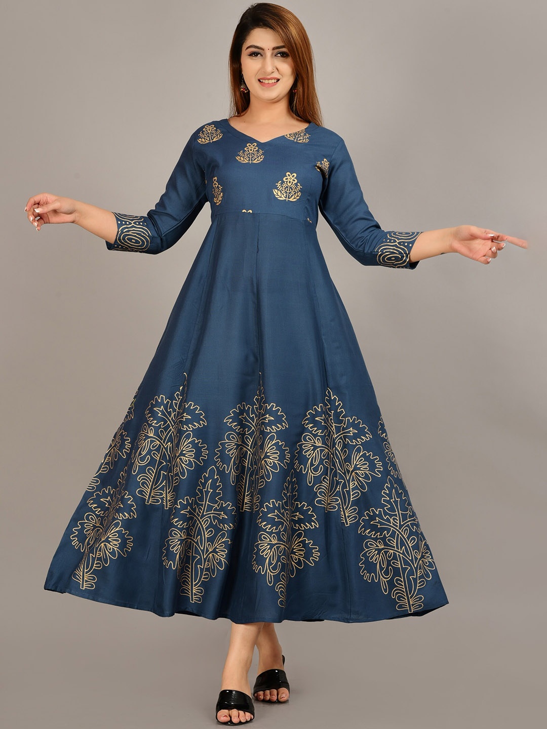 

KALINI Women Floral Printed Thread Work Floral Anarkali Kurta, Blue