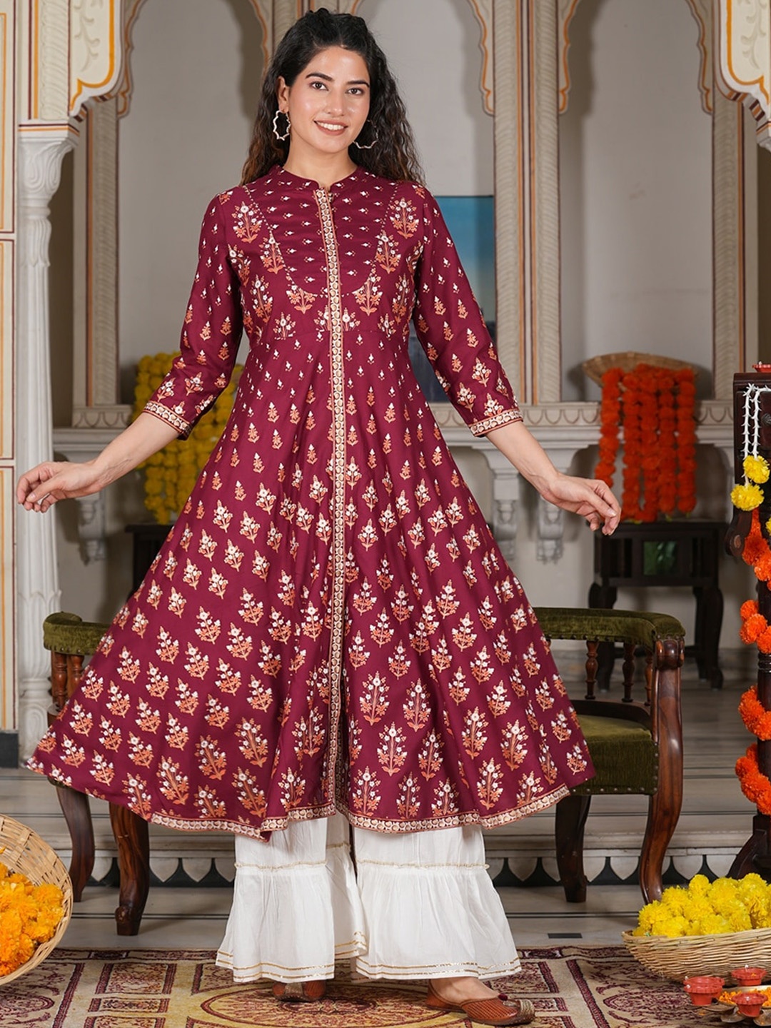 

KALINI Women Floral Printed Anarkali Kurta, Maroon