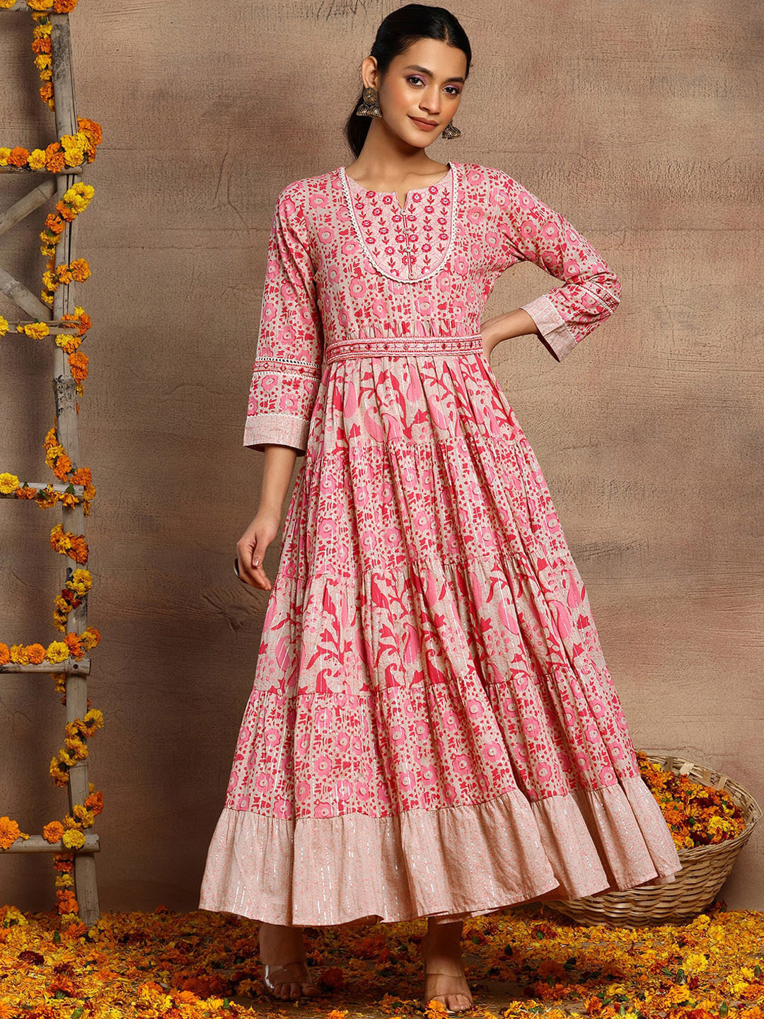 

INDYA Floral Printed Round Neck Mirror Work Cotton Anarkali Kurta With Belt, Beige