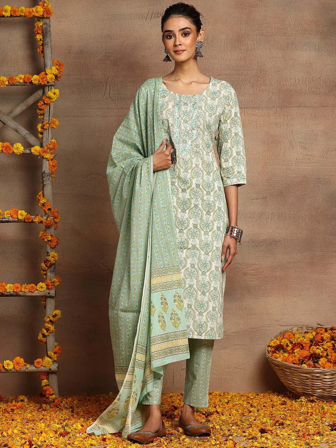 

INDYA Floral Printed Round Neck Pure Cotton Straight Kurta With Trousers & Dupatta, Green