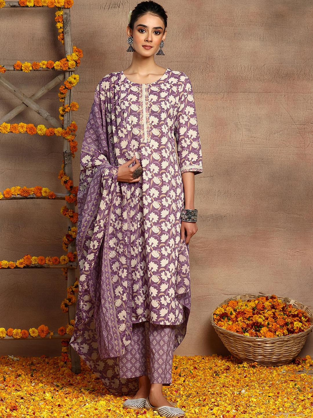

INDYA Floral Printed Cotton Kurta & Trousers With Dupatta, Purple