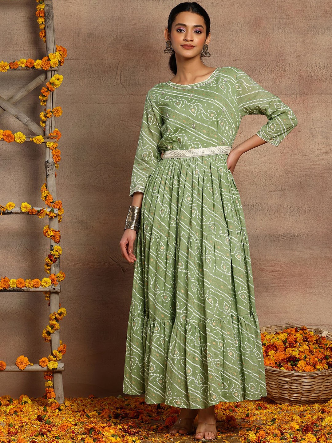 

INDYA Bandhni Print Embroidered Tiered Pure Cotton Fit & Flare Ethnic Dress With Belt, Green