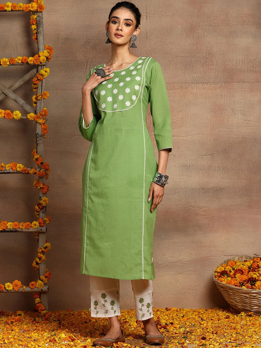 

INDYA Embroidered Pure Cotton Straight Kurta With Trouser Set, Green