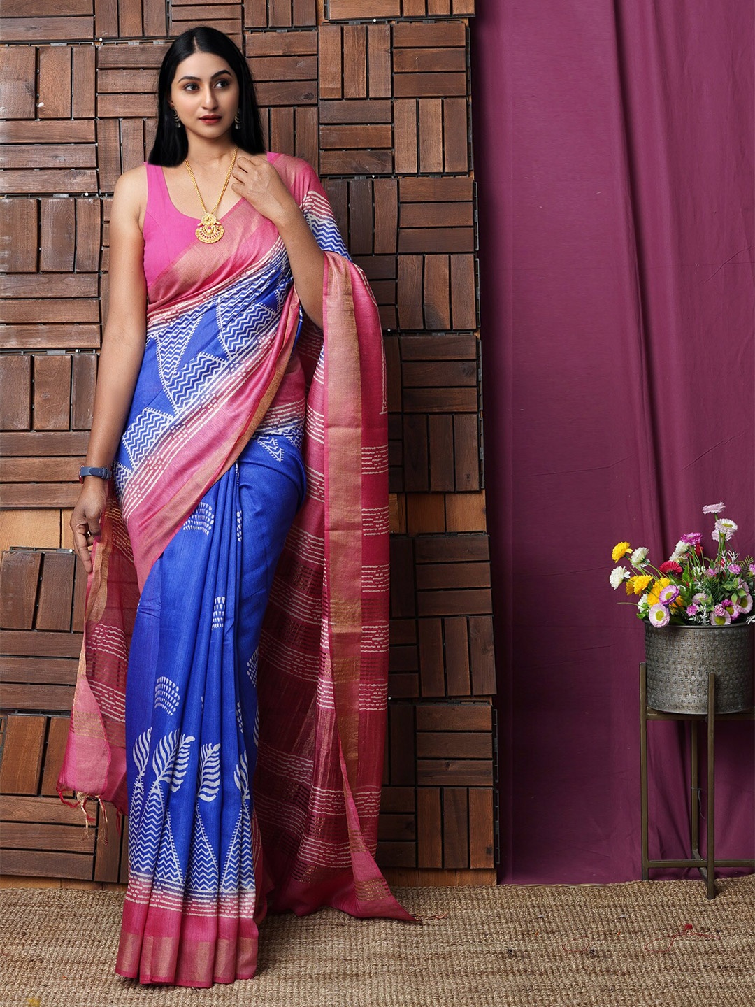 

Unnati Silks Geometric Zari Pure Silk Murshidabad Silk Saree, Blue