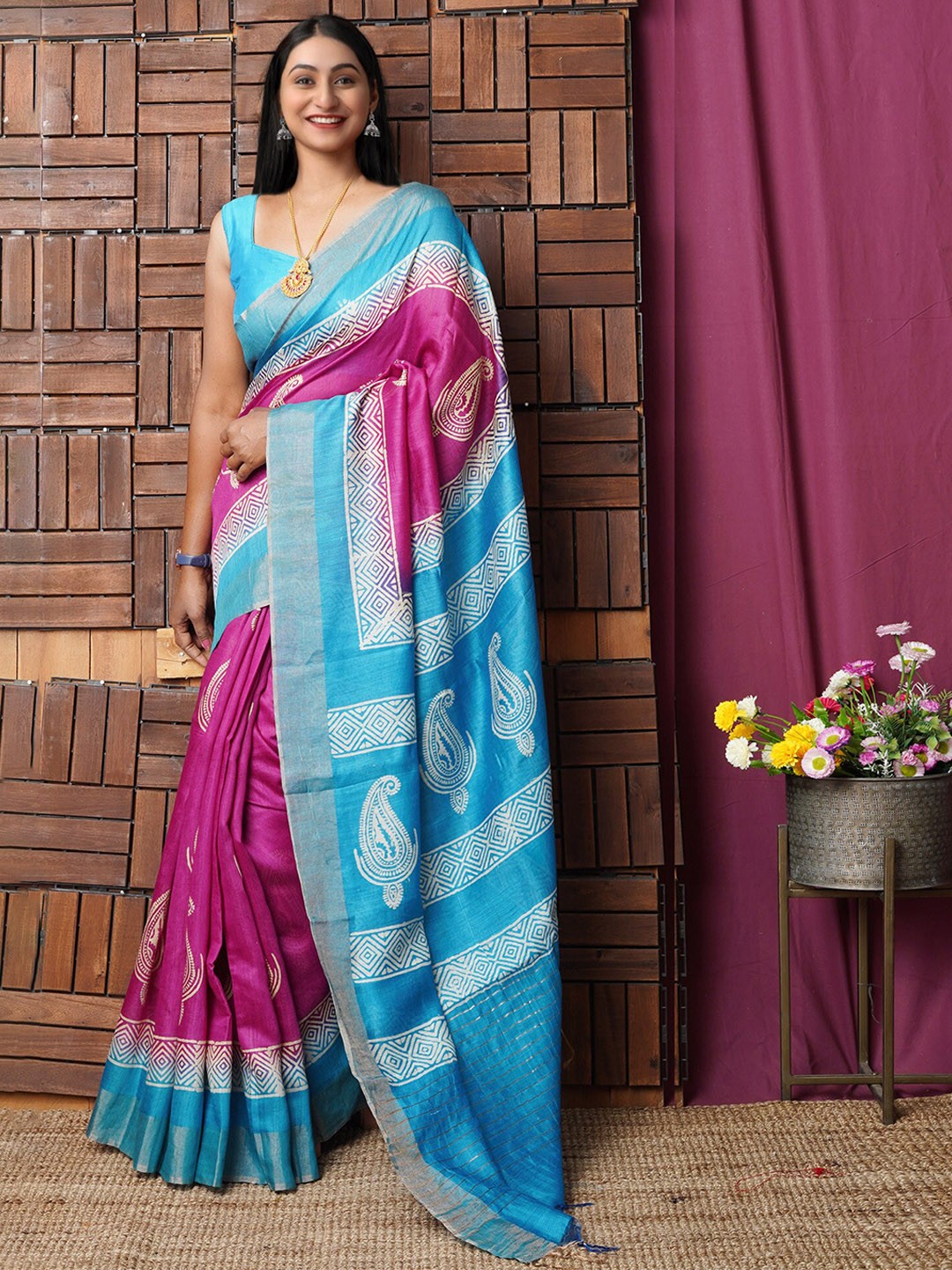 

Unnati Silks Paisley Zari Pure Silk Handloom Murshidabad silk Saree, Pink