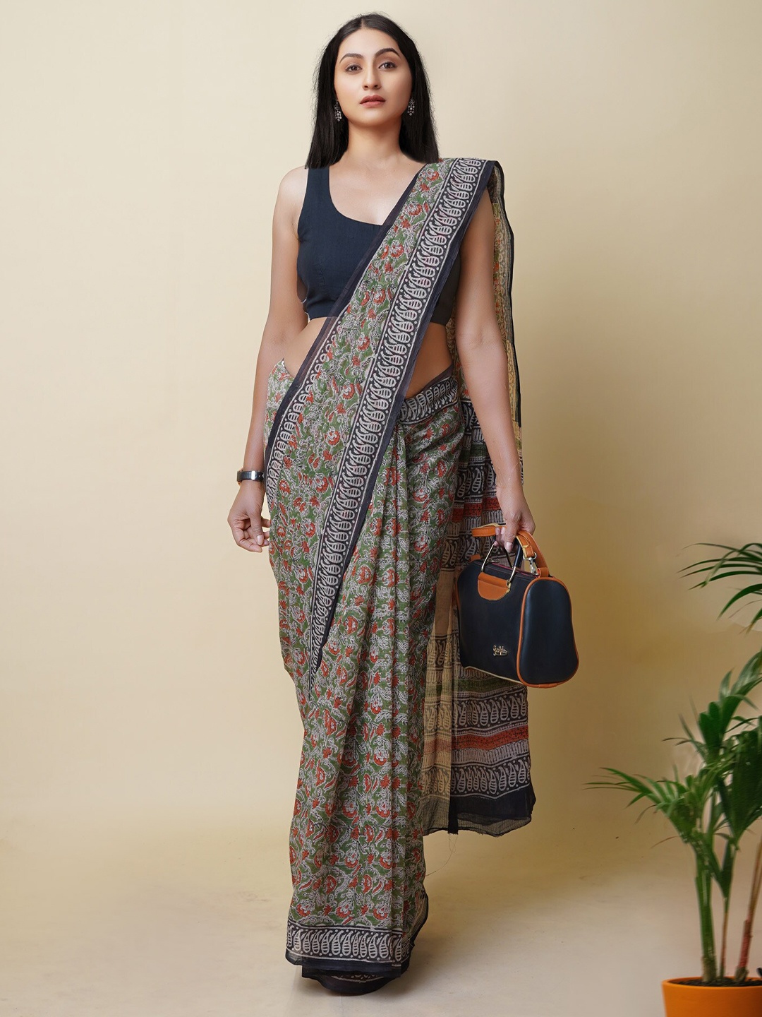 

Unnati Silks Floral Printed Handloom Kota Saree, Green