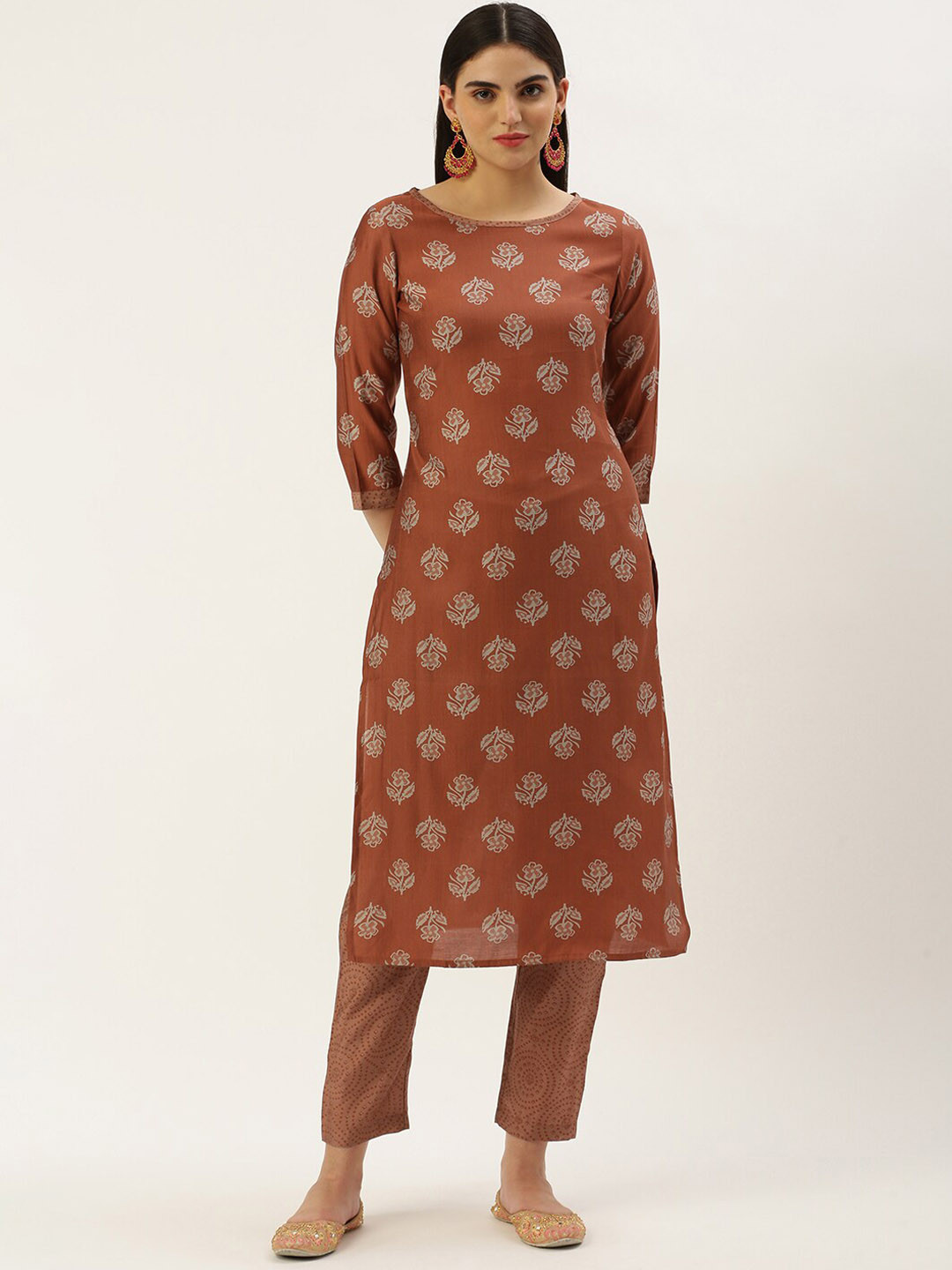 

Shaily Ethnic Motifs Printed Regular Kurta with Trousers & Dupatta, Rust