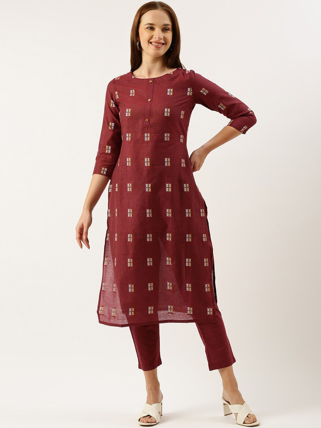 

Shaily Regular Kurta with Trouser, Maroon