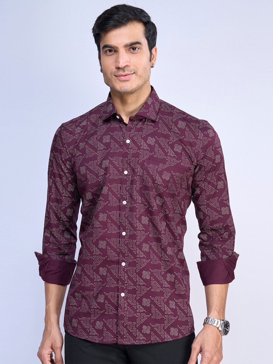 

MARK & ALBERT Slim Fit Opaque Printed Cotton Casual Shirt, Maroon