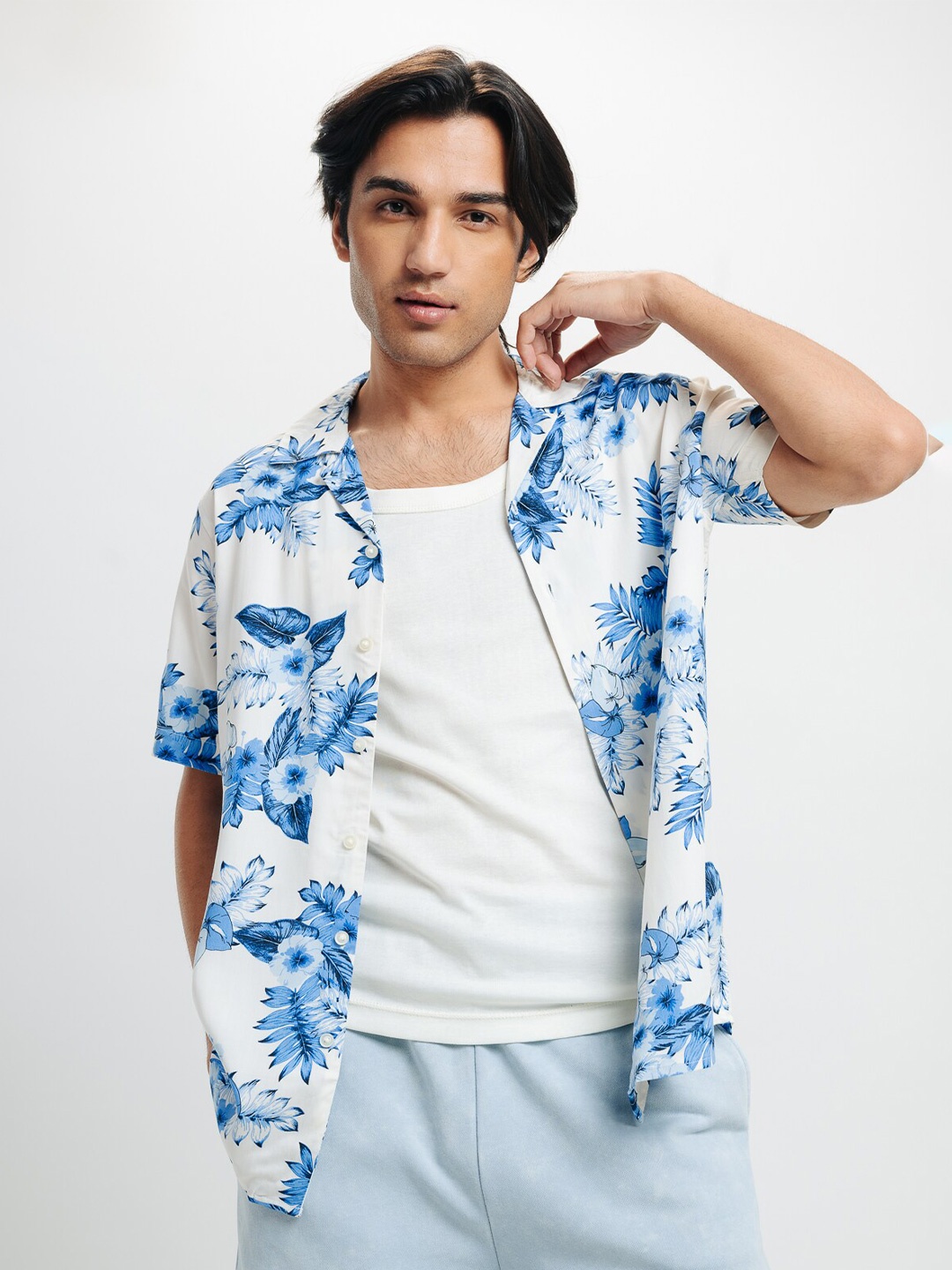 

FREAKINS Floral Printed Short Sleeve Casual Shirt, Blue
