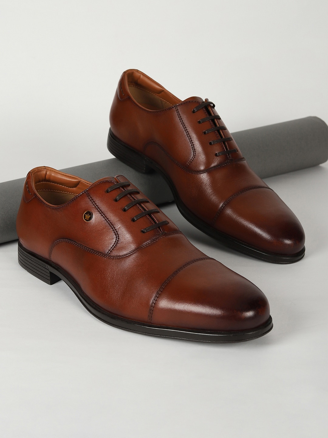 

Louis Philippe Men Leather Formal Oxfords, Brown