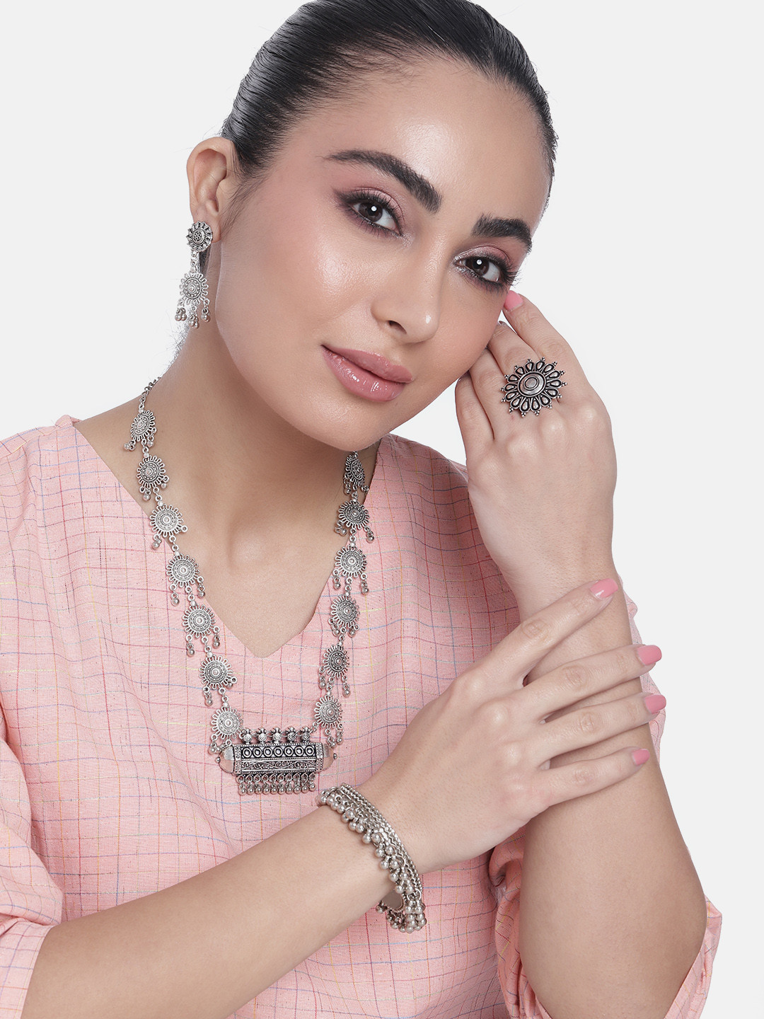 

AITIHYA Silver-Plated Oxidised Jewellery Set