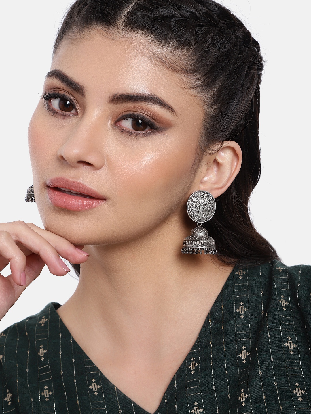 

AITIHYA Silver-Plated Oxidised Dome Shaped Jhumkas Earrings