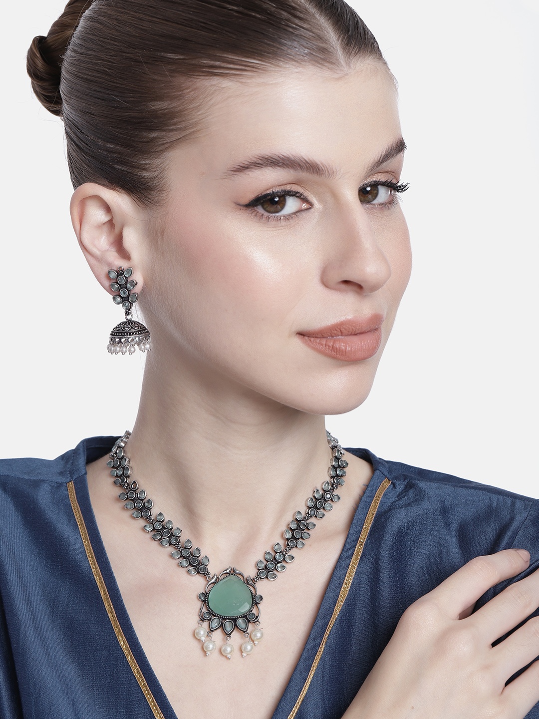 

AITIHYA Silver-Plated Oxidised Beads & Stones Jewellery Set