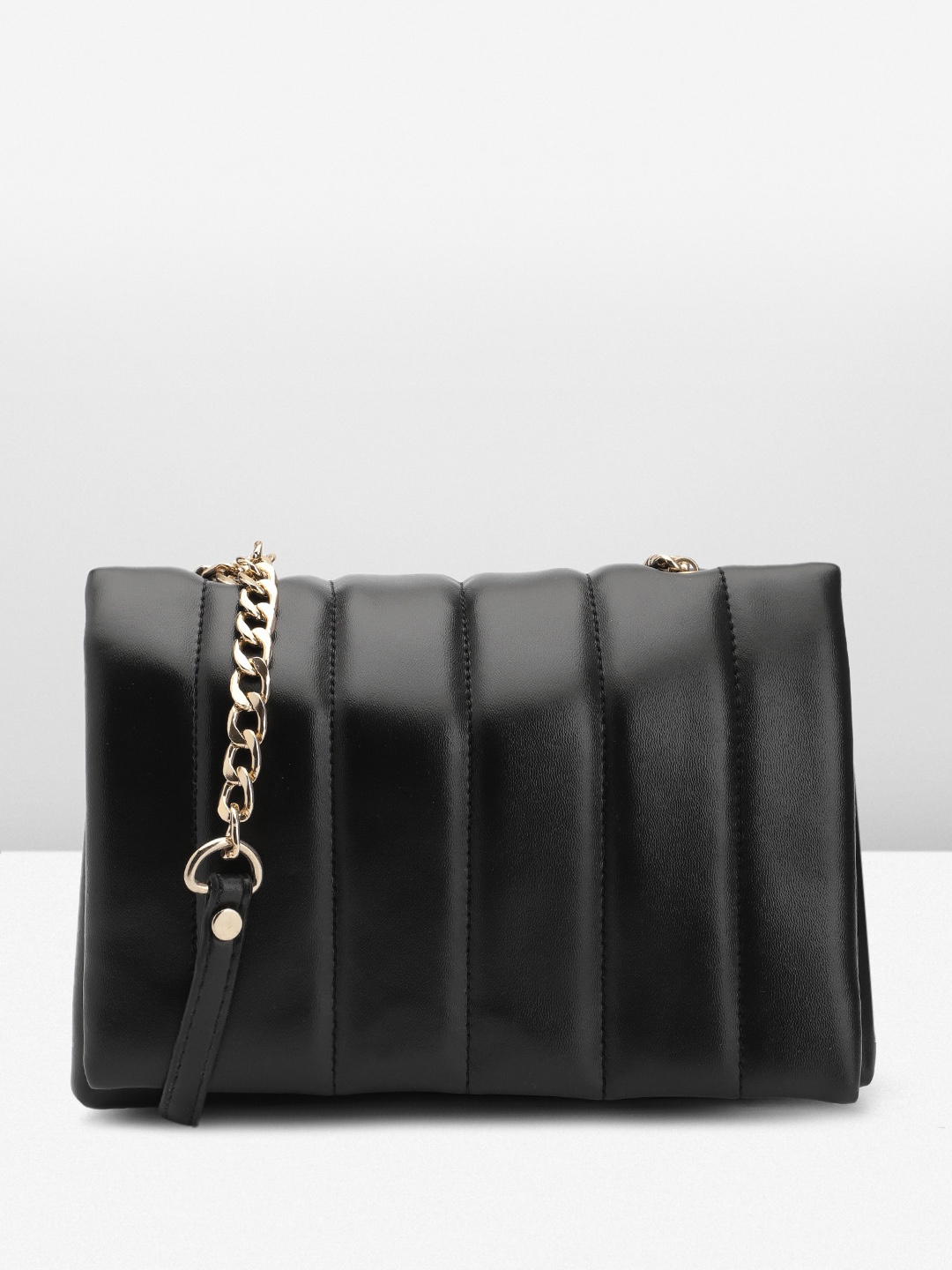 

DressBerry Quilted Structured Sling Bag, Black