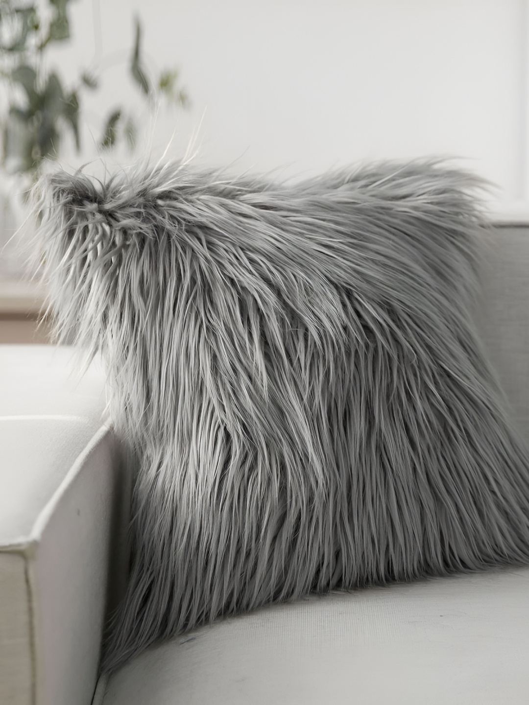 

TANLOOMS Grey Quirky Fur Square Cushion Covers