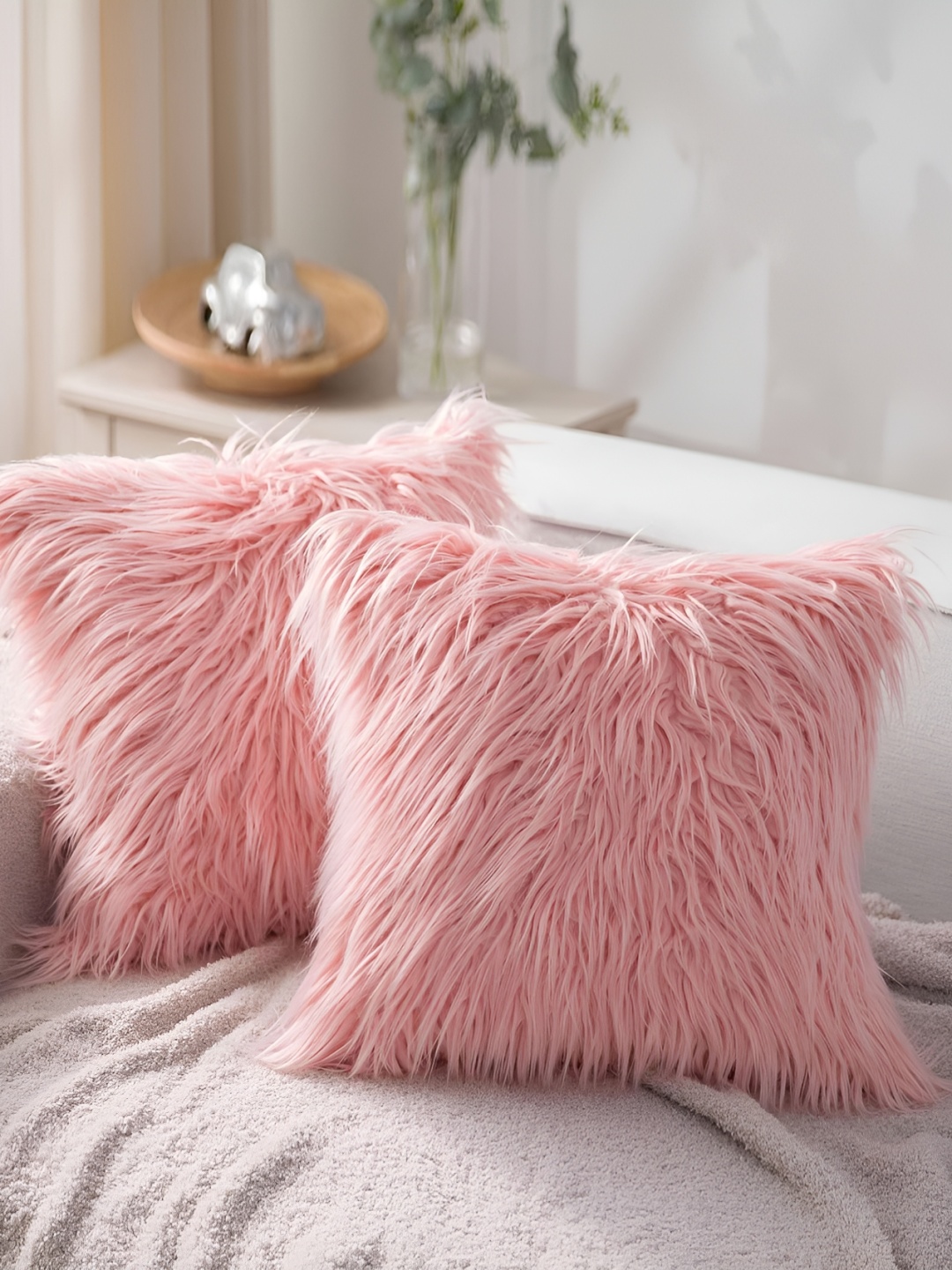 

TANLOOMS Pink 2 Pieces Quirky Fur Square Cushion Covers
