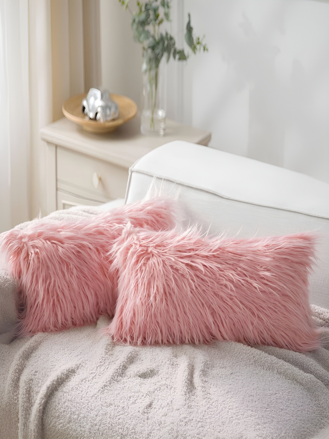 

TANLOOMS Pink Set of 2 Rectangle Cushion Covers