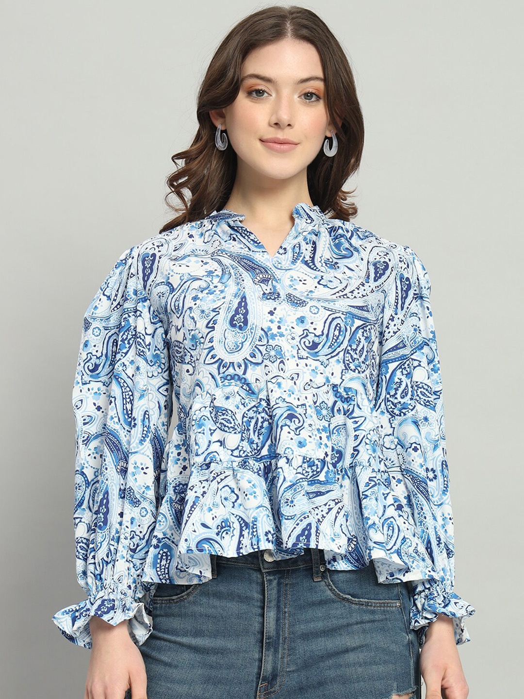 

The Dry State White Floral Print Mandarin Collar Cuffed Sleeves Shirt Style Top