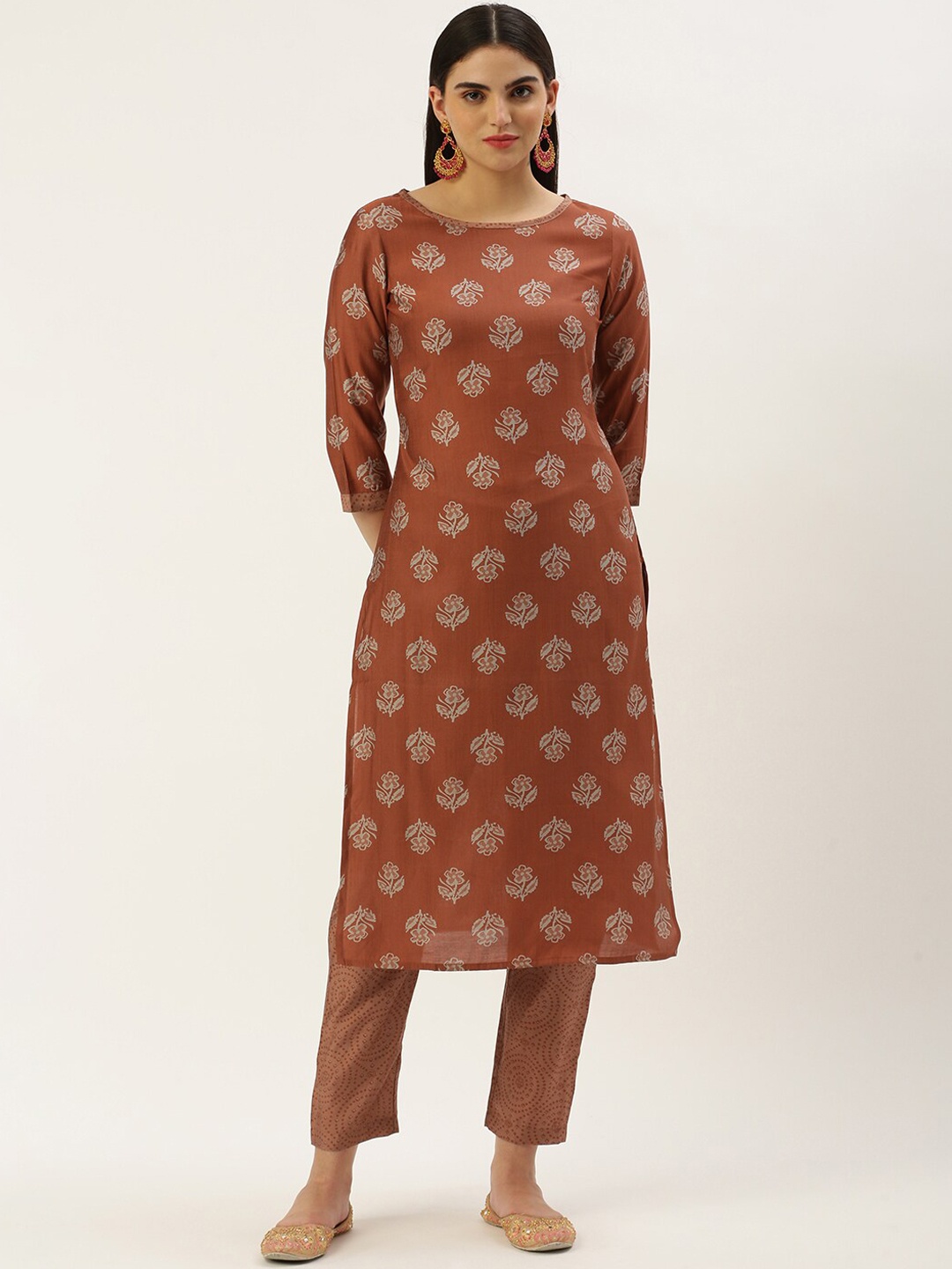 

Saanjh Rust Floral Printed Straight Kurta with Trousers