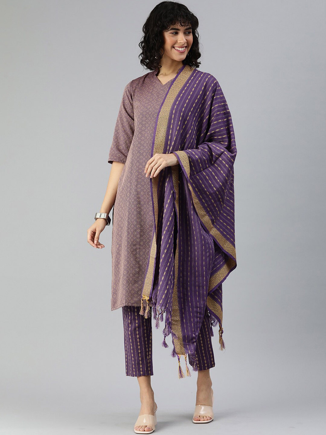 

Saanjh Purple Floral Ethnic Woven Design Straight Kurta with Trousers & Dupatta