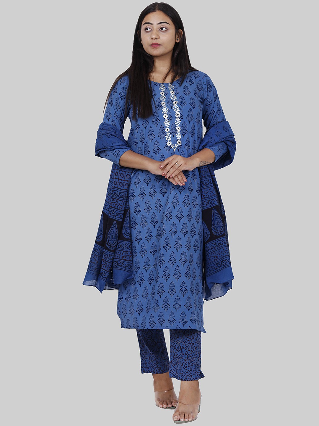 

NAVGYA Floral Printed Beads And Stones Pure Cotton Straight Kurta With Salwar & Dupatta, Blue