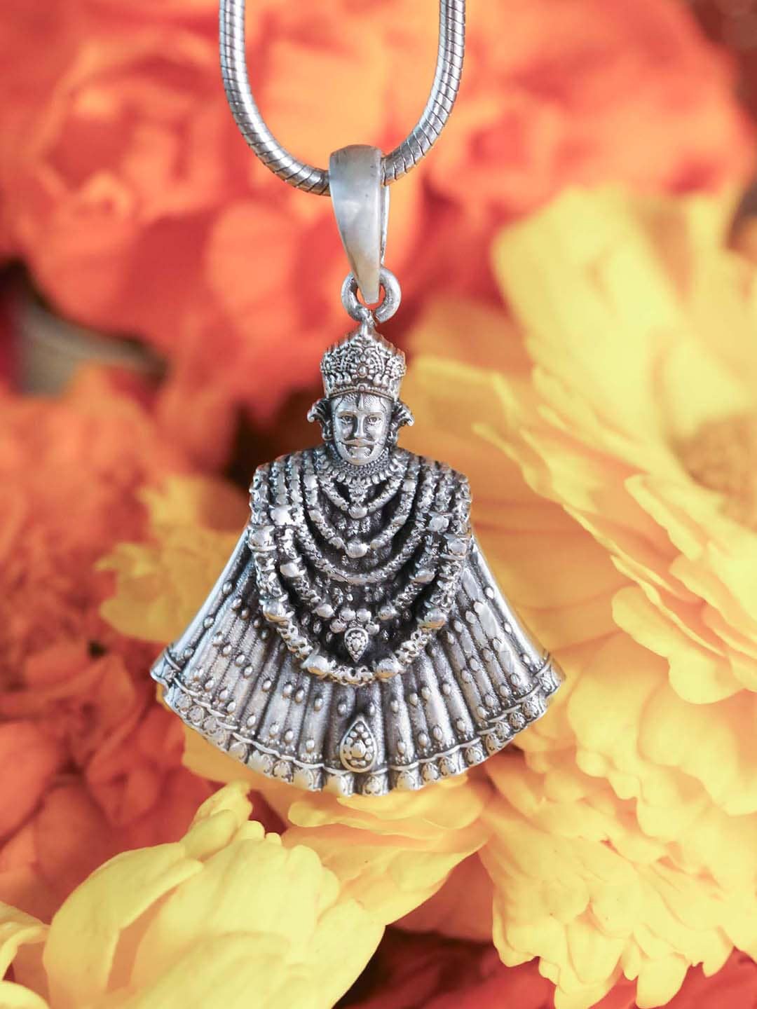 

Unniyarcha 92.5 Sterling Silver Pendant With Chain