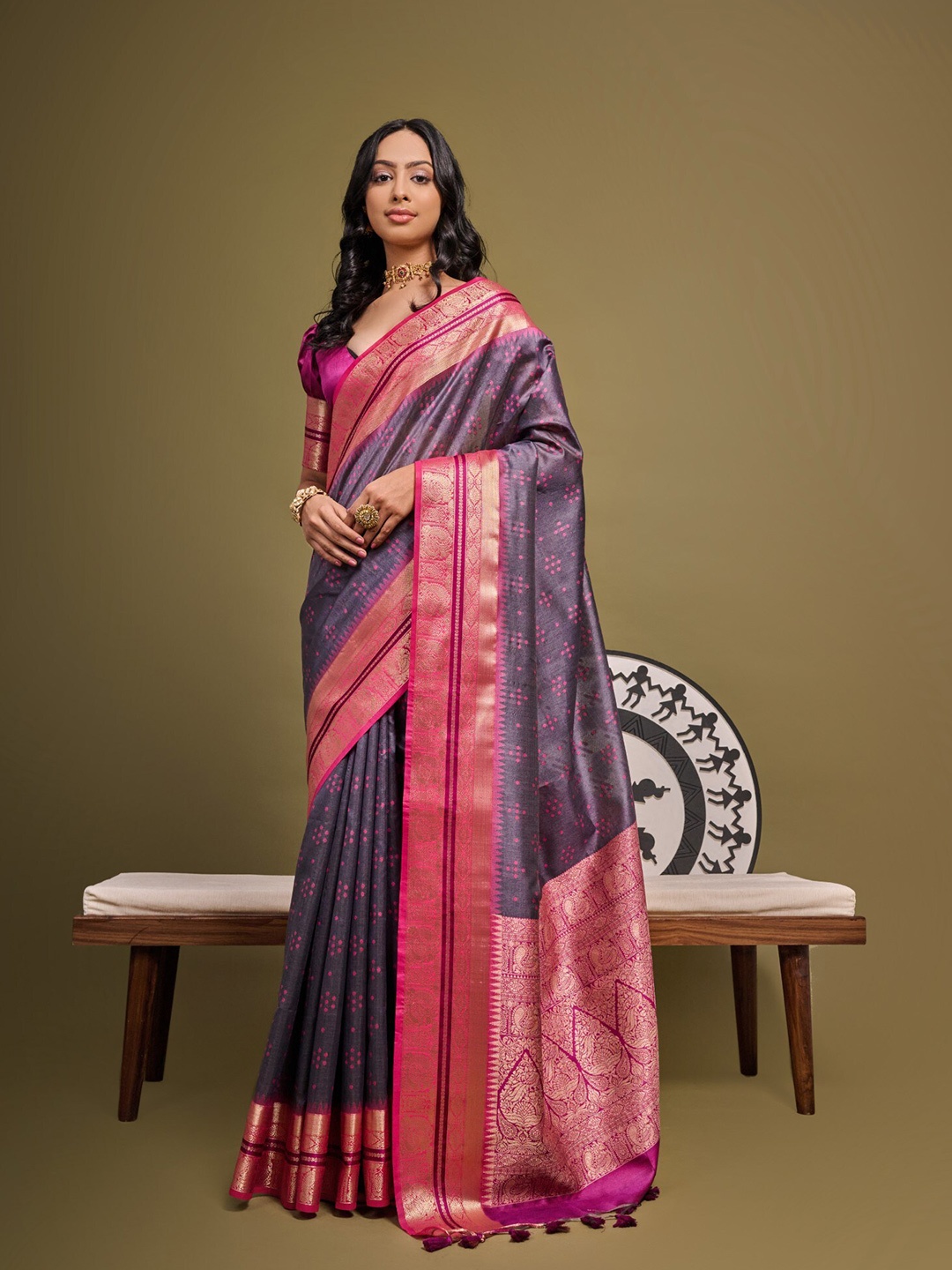 

VISHNU WEAVES Woven Design Bandhani Zari Bhagalpuri Saree, Grey