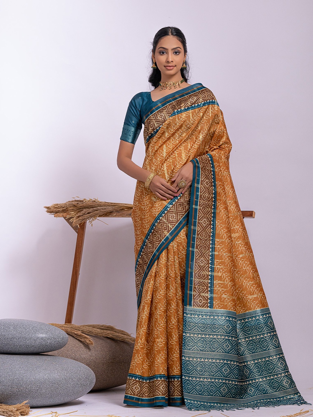 

VISHNU WEAVES Ethnic Motifs Zari Pure Silk Tussar Saree, Mustard
