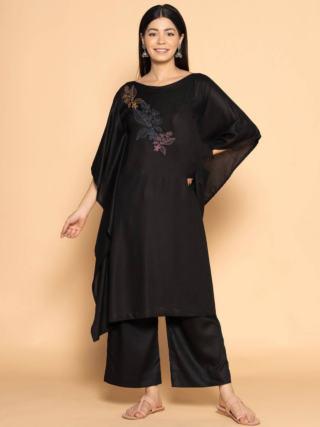 

LetsDressUp Baagh Floral Printed Kimono Sleeves Kaftan Midi Dress, Black