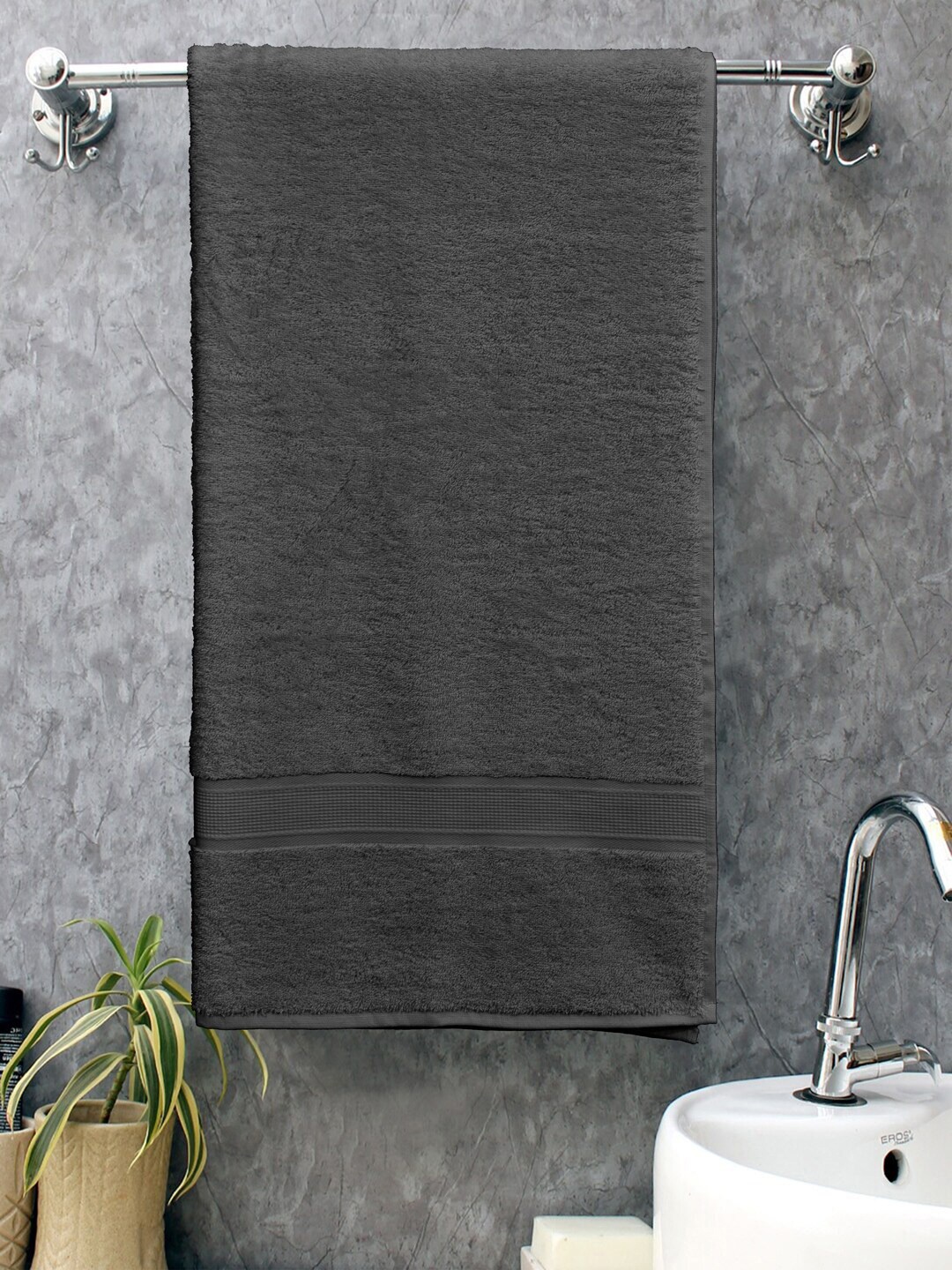 

BOMBAY DYEING Grey Cotton 550 GSM Bath Towel