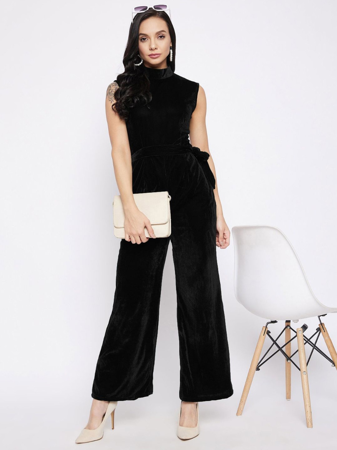 

Uptownie Stretchable Velvet Jumpsuit, Black